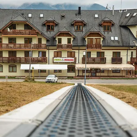 Tulanie 58 Kamzik 2 Izbovy Mezonet Deluxe Parkovanie V Podzemnej Garáži Zdarma Donovaly